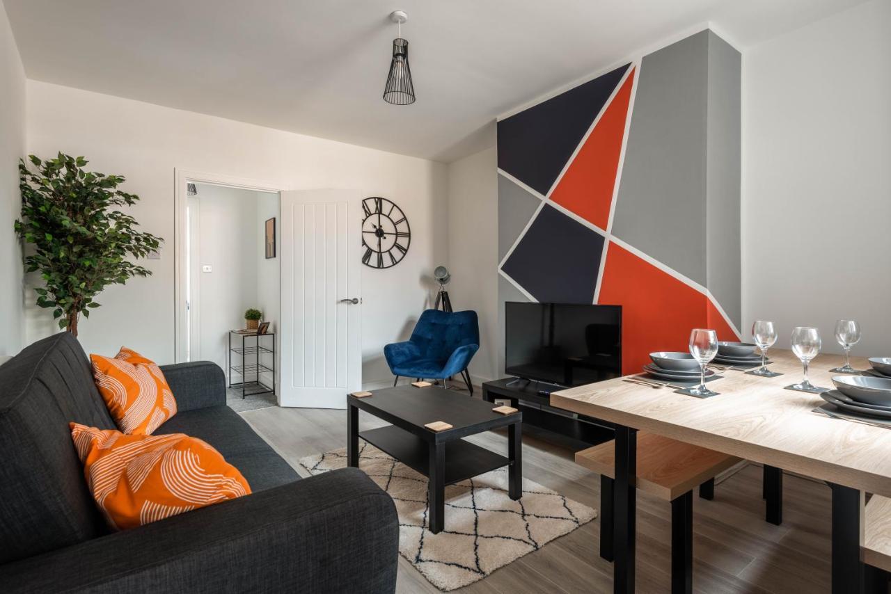 Hopetown Apartment-Modern 1 Bed With Free Parking Normanton  Екстериор снимка
